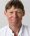 Per Ovesens forskningsfelt kaldes føtal programmering. Føtal programmering er en påvirkning i fostertilstanden, der gør, at en overvægtig eller diabetisk gravid kvinde programmerer fostret til udvikling af fedme såvel ved fødslen som senere i livet