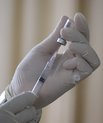 Ifølge Lene Wulff Krogsgaard, som er en af forskerne bag undersøgelsen, kan symptomer efter HPV-vaccine skyldes infektioner. Foto: Unsplash.